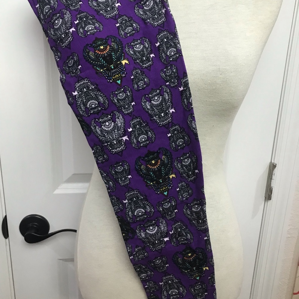 LuLaRoe Owl One Size Leggings